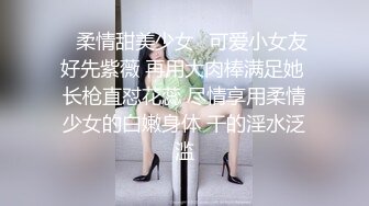 小两口的浪漫沙发性爱