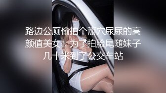 [MP4/ 587M] 精彩的4P，年轻人的性爱游戏，俊男靓女一起激情4P大秀直播，交舔逼各种抽插爆草互动狼友